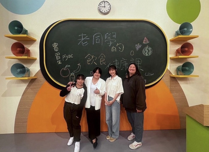 專班同學們去錄影的｛老同學！我就問｝節目開播囉！！！！！圖片