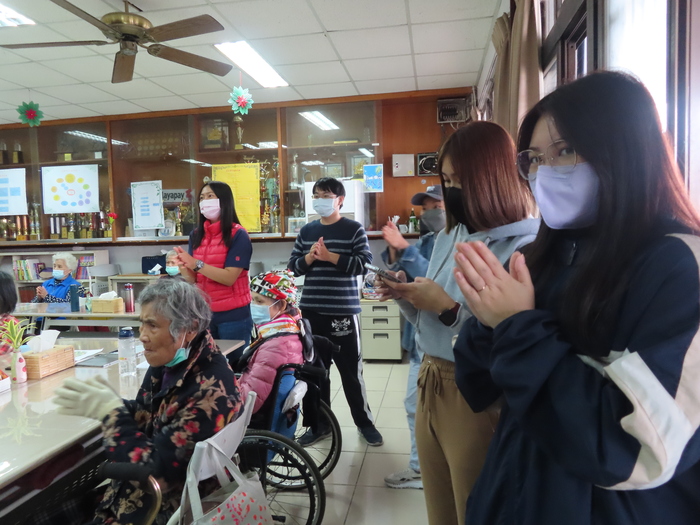 2022/01/07大四巴拉雅拜文健站實習圖片