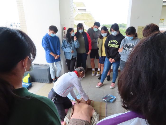 2020/04/15心肺復甦術(CPR＋AED)訓練證照圖片