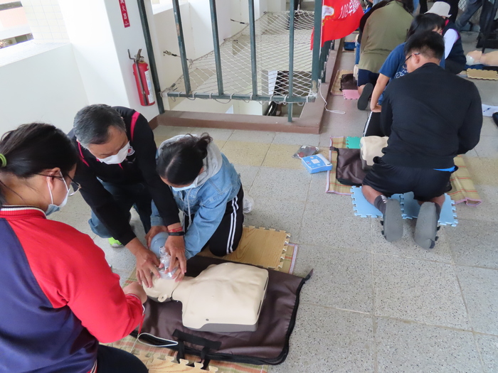 2020/04/15心肺復甦術(CPR＋AED)訓練證照圖片