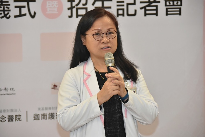 迦南護理之家主任張淑華提供實習場域讓同學學到更足夠的經驗圖片