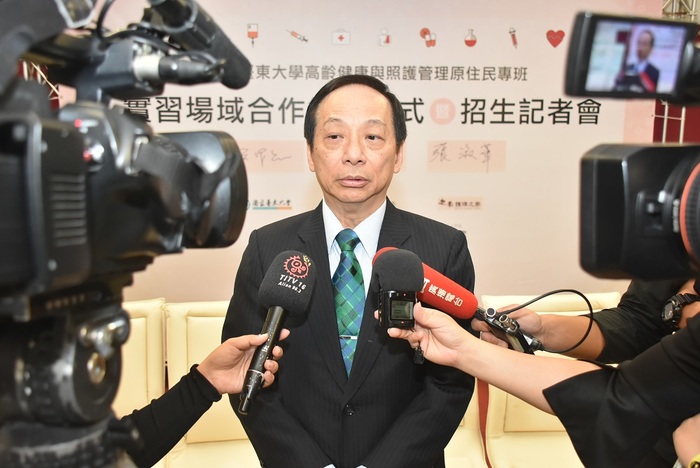 2018/01/25 實習場域合作簽署儀式暨招生記者會圖片