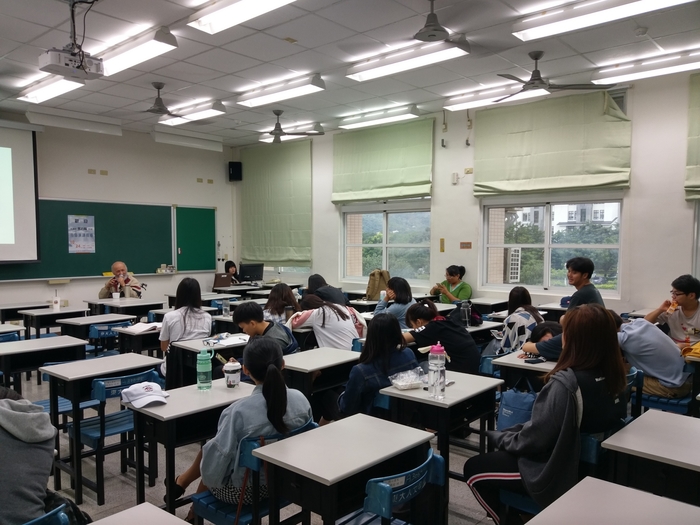 2018/10/24 講座-馬約翰牧師演講布農族文化圖片