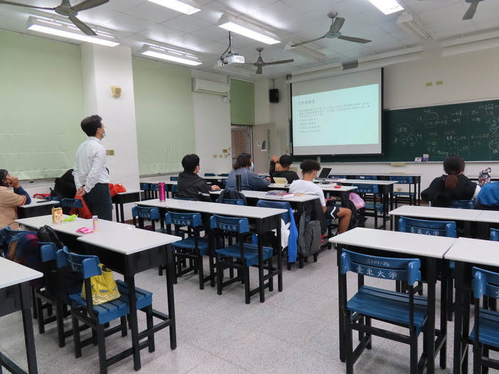 2021/12/22長照現場疾病評估實務（二）-俞至凌個管師圖片